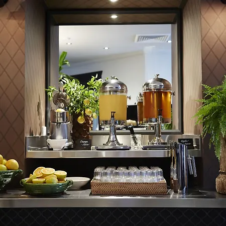 View Hotel 5*