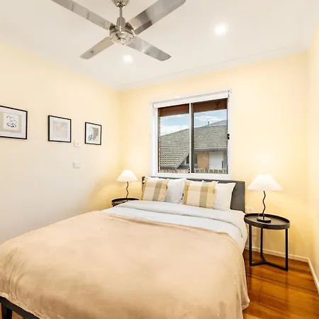 Spacious Comfort For Families Eat Explore *