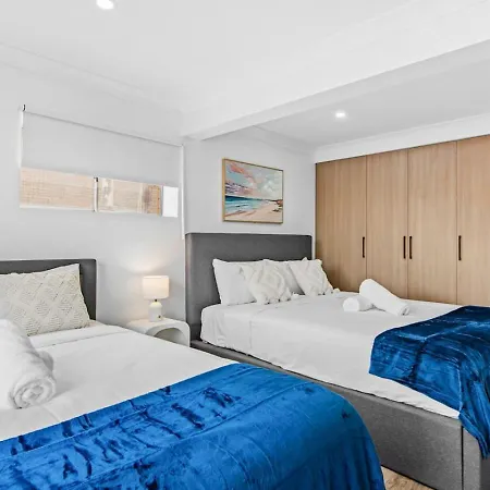 Spacious Twin Q Beds Sleep 4 Budget Friendly