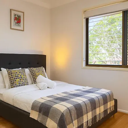 Vintage Soul - Spacious 5br Family Retreat In Macgregor Holiday home