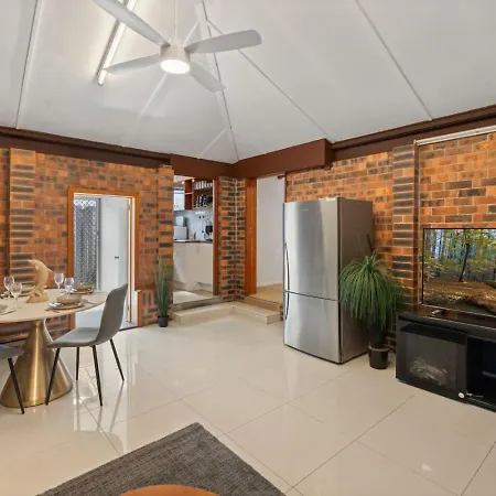Urban Comfort Cozy And Convenient With A Shared Pool * Brisbane