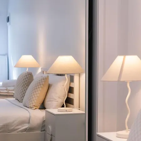 Spacious Dual Retreat Balcony Near Rbwh And Cbd Brisbane