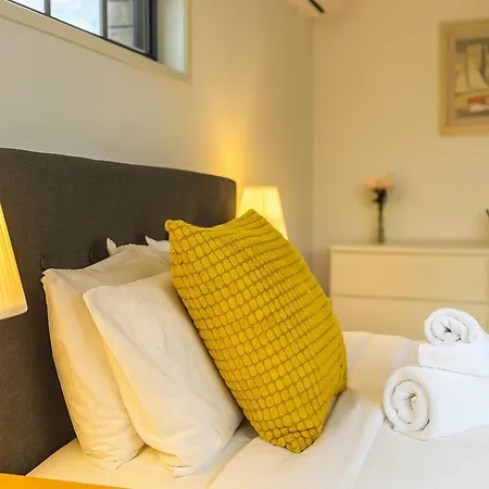 Vintage Soul - Spacious 5br Family Retreat In Macgregor Holiday home
