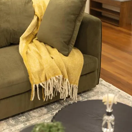Spacious Comfort For Families Eat Explore Holiday home