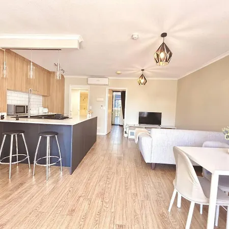 Comfy Convenient 1 Bedroom Boundary21 Apartment
