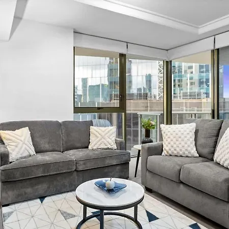 Apartment Modern 2br In Cbd Free Parking And Pool *