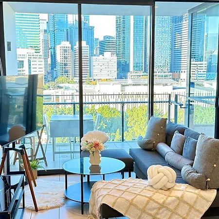 Prime 2br Location Pool Parking Bct 1004 Apartment