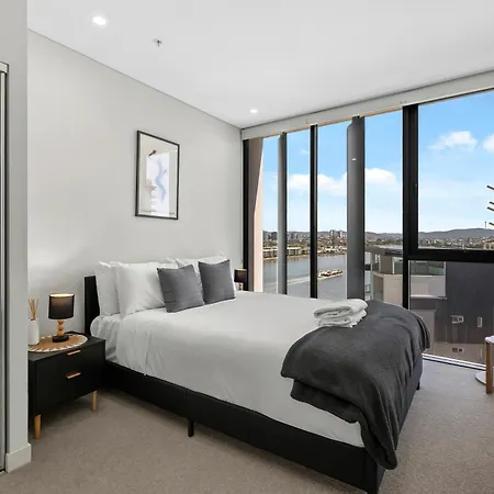 River View 1Br With Amazing Rooftop Pool & Parking