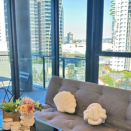 Apartment Modern Vibrant - 1br Pool&gym Sauna Bo31506-1