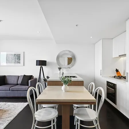 Chic 1-bedroom With Pool And Gym *