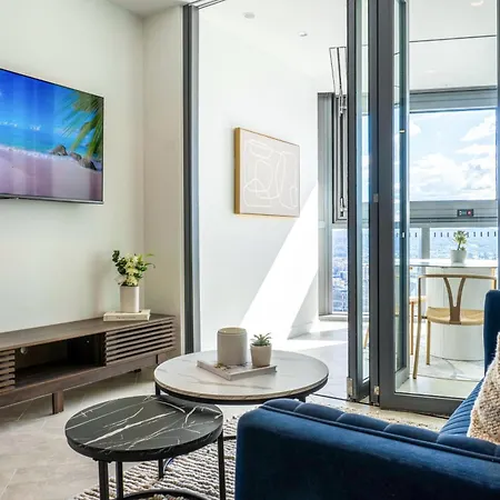 Apartment Level 46 Luxury Queens Wharf With Unblocked Southbank & River View Brisbane