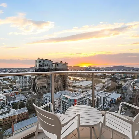 Serene 1br Escape In South Apartment *
