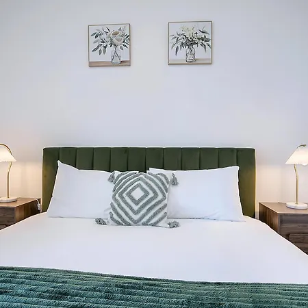 Stunning 1br With Views And Fantastic Location! Apartment