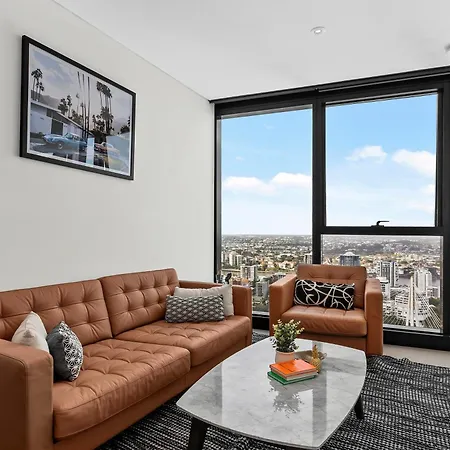 Apartment Sky - Cbd 2br With Stunning Views, Pool And Gym