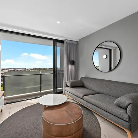 Riverside 1br With King Bed And Pool! * Brisbane