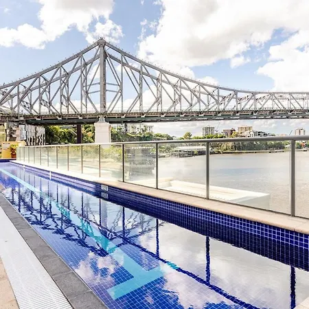 River View With Pool, Carpark & Gym Brisbane