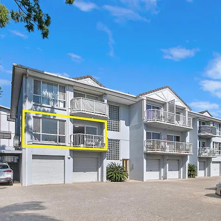 Spacious 3-bed Coorparoo Brisbane