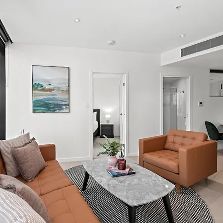 Stunning 2br - Tallest Building In Cbd Pool, Gym Apartment Brisbane