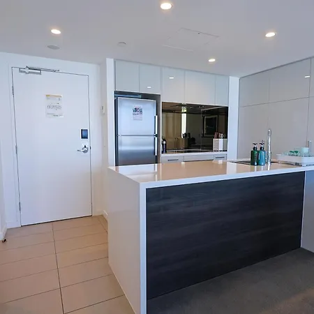 Riverview 2br With Pool And Parking Near Suncorp Apartment
