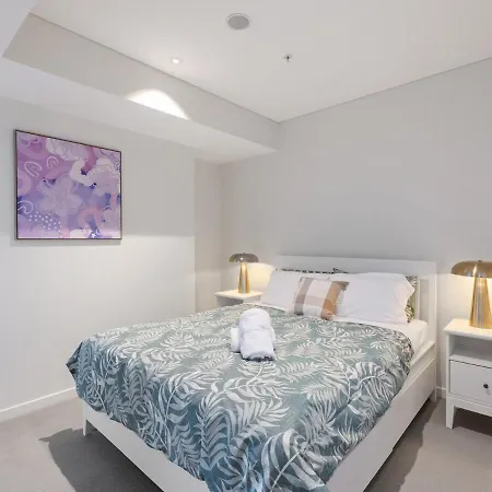 Sky-high Landmark River & Bay View 2br Cbd Free Parking Apartment *