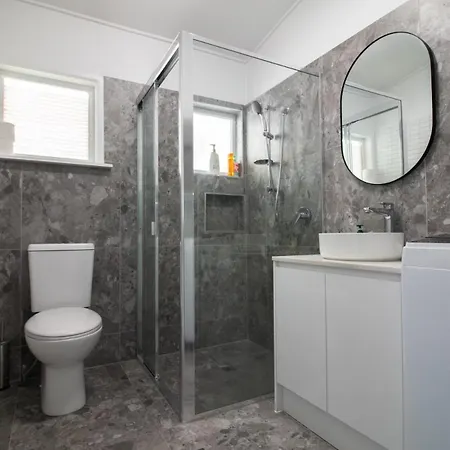 Entire New Renovated 2bedrm Unit Next To Southbank *