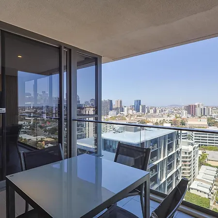 Riverview 2br With Pool And Parking Near Suncorp Apartment