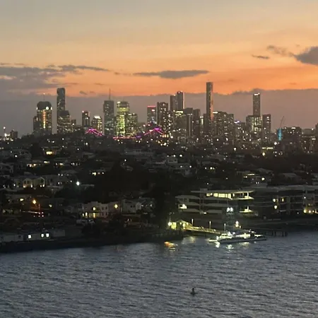 River View 1Br With Amazing Rooftop Pool & Parking Apartment Brisbane