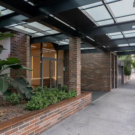 Location 2-bed With Gym Pool 7-min From Cbd