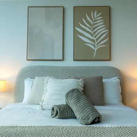 Level 46 Luxury Queens Wharf With Unblocked Southbank & River View Apartment Brisbane