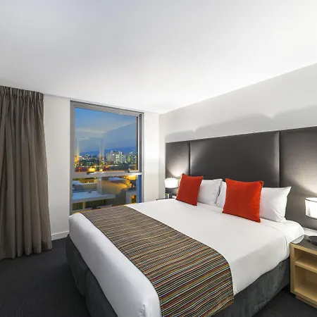 Mantra South Bank Hotel 4*