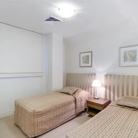 Macarthur Chambers 5*