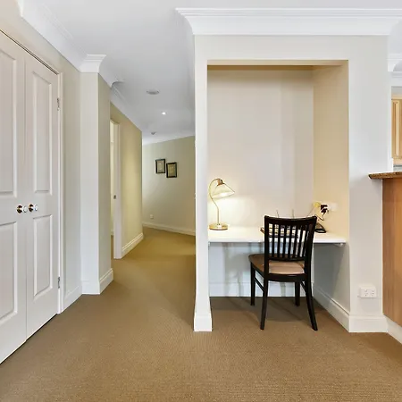 Manor Aparthotel Brisbane