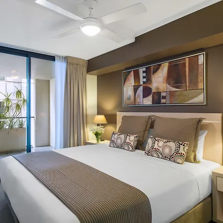 Oaks River Aparthotel 4*