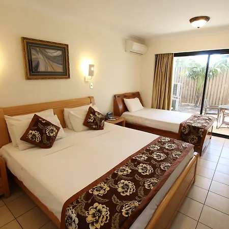 Novena Palms 4*