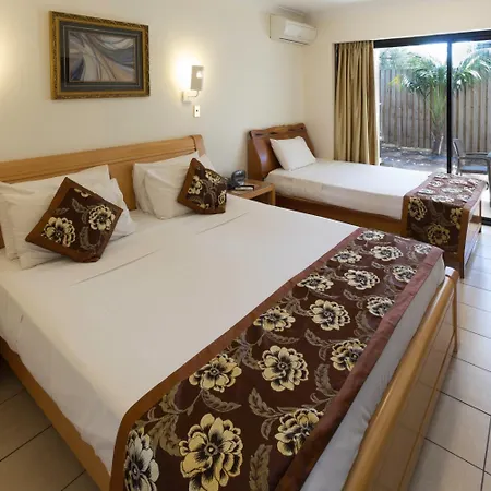 Novena Palms Motel 4*