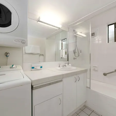 Toowong 3* Brisbane
