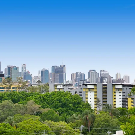 Toowong 3* Brisbane