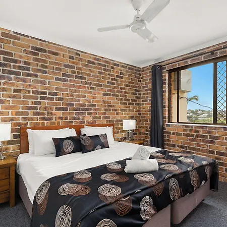 Toowong 3*
