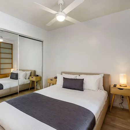 The Docks On Goodwin Aparthotel 5*