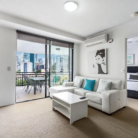 The Docks On Goodwin Aparthotel Brisbane