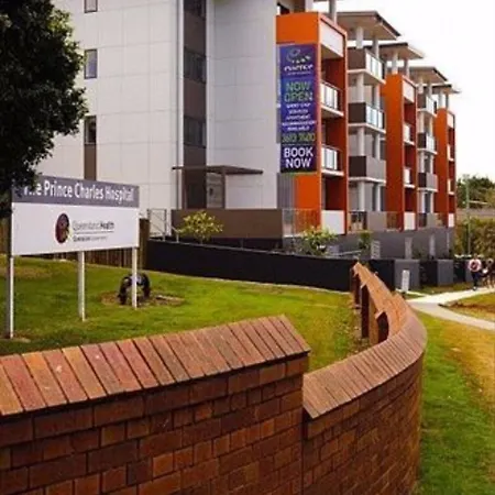 Aparthotel Essence Chermside 4*