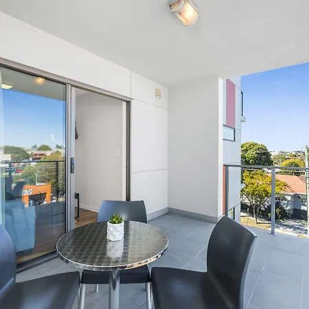 Aparthotel Essence Chermside 4*