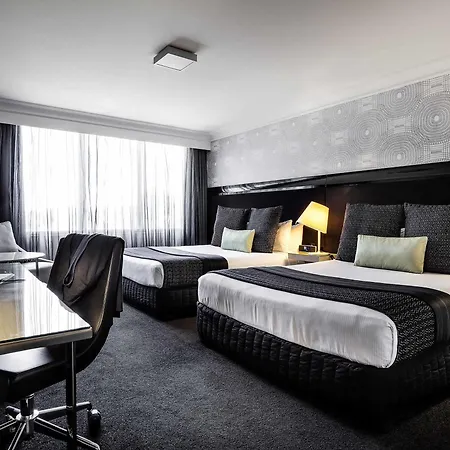 Pullman King George Square 5*
