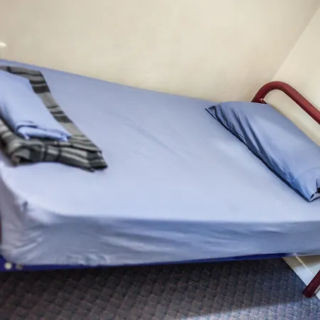 Somewhere To Backpackers Hostel Brisbane