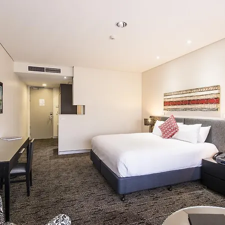 The Colmslie 5*