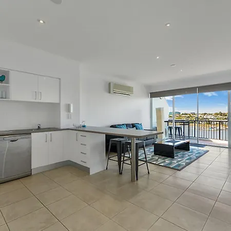 Goldsborough Place Aparthotel 4*