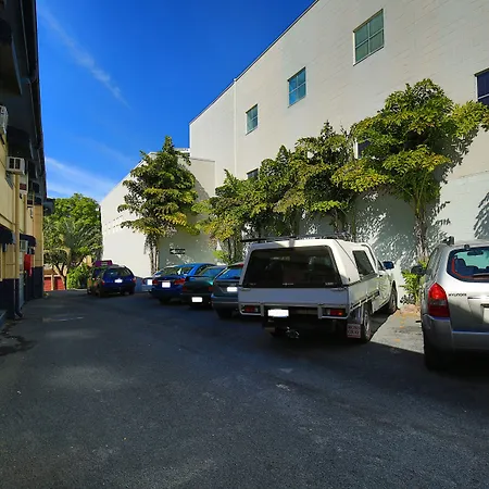 Motel Manor 3*