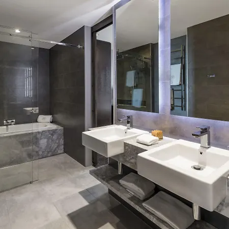 Hotel The Beetson 4*