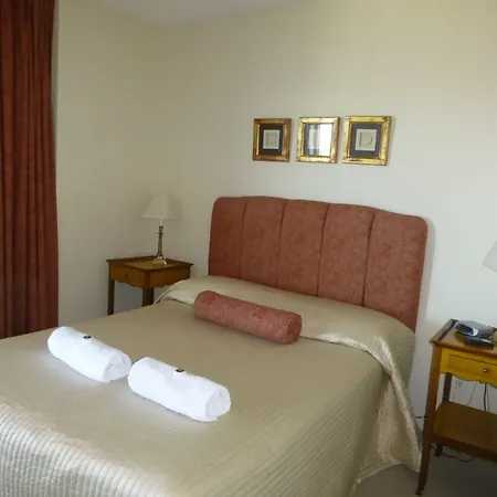 The Oasis Aparthotel 4*