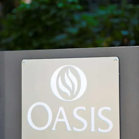 Aparthotel The Oasis